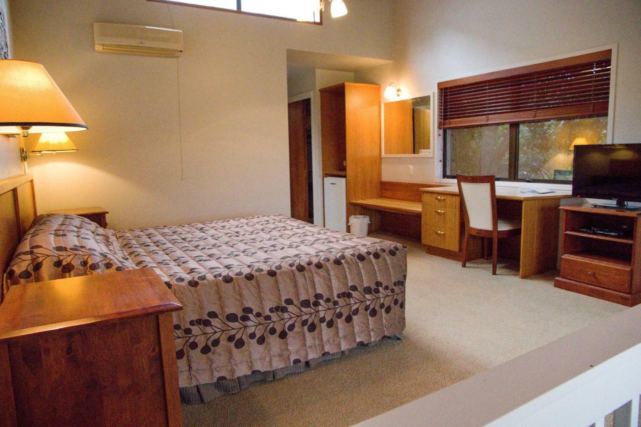 The Clendon Hotel Opua Luaran gambar